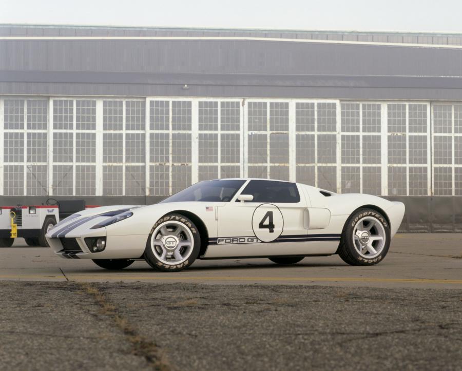  Ford GT40 Concept 2002 года  (фото 91 из 102)